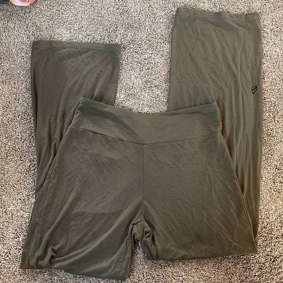 P'tula Brandi Carefree Olive Green Lounge Sweatpants - Picture 4 of 9